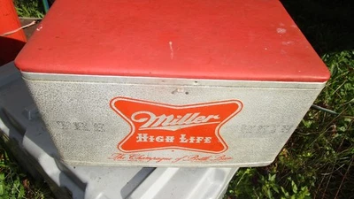 Cofre de hielo acolchado vintage Miller High Life cerveza metal aluminio enfriador Foto 1 de 4