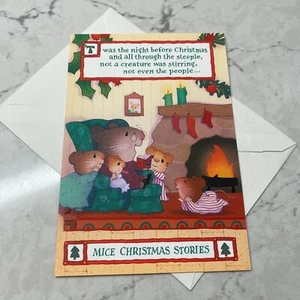 Tarjeta de felicitación Hallmark Mice Christmas Stories Mouse Feliz Navidad Holiday - Imagen 1 de 5