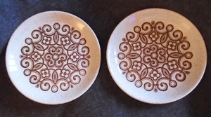 Biltons Ironstone Celtic Rose 2 x 9 inch Dinner Plates beige brown 1970s vgc - Picture 1 of 2