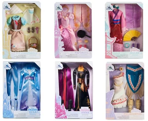 Disney Store Classic Puppe Zubehör Paket Kleidung Set Outfit NEU Auswahl aus 6 - Bild 1 von 7
