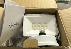 Olafus Floodlight Camera Outdoor 2K Security Cam 55W 5500LM Motion Sensor 360° - Picture 1 of 5