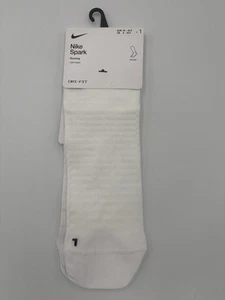 NIKE SPARK weiße leichte VIERTEL Dri-Fit LAUFSOCKEN * UK 9-10,5 * - Bild 1 von 2