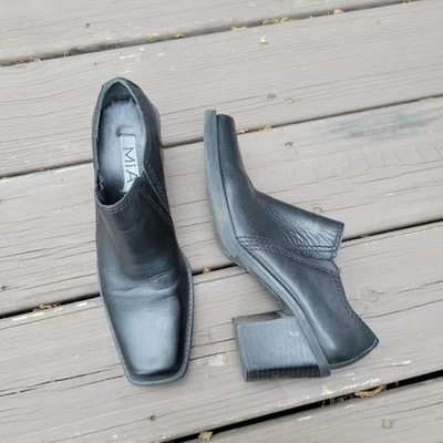 Botas baixas vintage anos 90 y2k MIA biqueira quadrada salto robusto couro preto 7.5 - Imagem 1 de 4