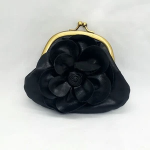 Vintage Lulu Kiss Lock Coin Purse Black Gold PVC Floral 5 x 4.5" - Picture 1 of 8
