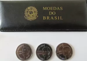 Satz 3 Münzen 100 Cruzados 1988 TRIO AXÉ (Vater/Mutter/Sohn) Brasilien UNC im Etui - Bild 1 von 2
