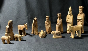 Set Natività Legno di Ulivo 13 pz Made In Betlemme Israele Vintage Intagliato A Mano Natale - Foto 1 di 10