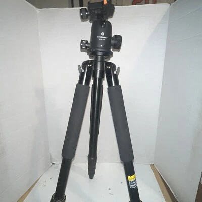 ProMaster C423W Tripod Vanguard SBH-100 Head. Great Condition - Image 1 of 4
