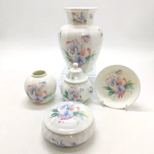 Vintage Aynsley Little Sweetheart Bone china Bundle X5 Vase, Trinket Boxes, Tray - Picture 1 of 22