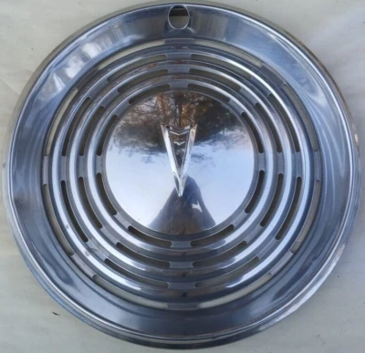 Pontiac Firebird LeMans G Prix Ventura 1973-74 ~ tapacubos único cubierta de rueda de 14" Foto 1 de 4