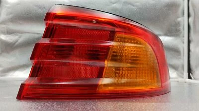 2002 KIA OPTIMA OEM RIGHT HAND PASSENGER SIDE REAR TAIL LIGHT 2001 - Image 1 of 4