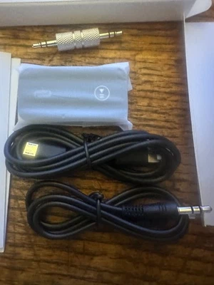 TaoTronics Ricevitore Bluetooth Portatile Wireless Audio AUX Adattatore 3.5mm - Immagine 1 di 4