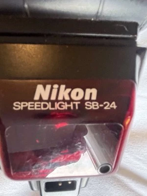 Nikon Speedlight SB-24 Flash Works But Digital Panel Not Illuminate - Image 1 of 4