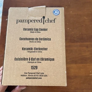 New Pampered Chef Ceramic Egg Cooker #1529 Kitchen Accessory Dishwasher Safe - Picture 1 of 6