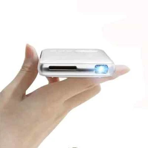 DL-S6 Mini Projector Android 7.1.2 5000mAh Battery Handheld Mini LED Projector - Picture 1 of 7
