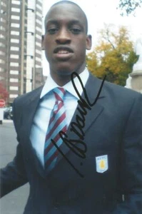 ASTON VILLA: ISAIAH OSBOURNE SIGNED 6x4 PORTRAIT PHOTO+COA - Picture 1 of 1