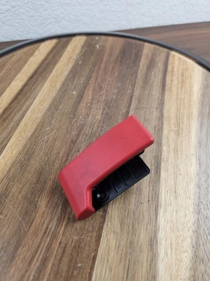 OEM mercedes e350 e550 e63 w212 red hood lever bonnet release handle - Image 1 of 3