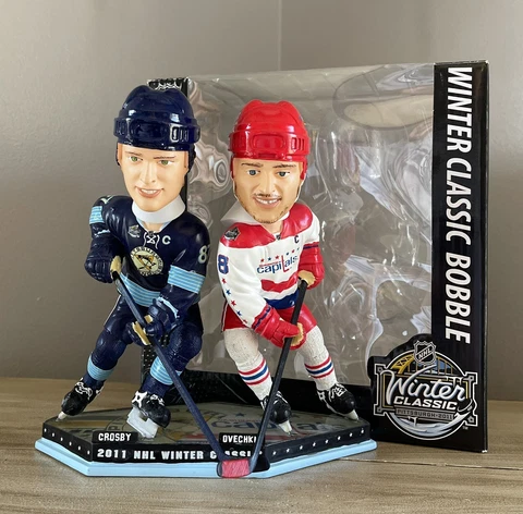 ALEX OVECHKIN Washington Capitals 2011 Winter Classic EXCLUSIVE Bobblehead NIB! Cover