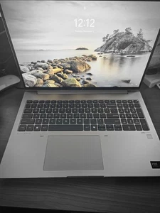 HP EliteBook 660 G11 computer portatile Intel Ultra 5 135U 32 GB 512 GB SSD Win11 Pro - Foto 1 di 14