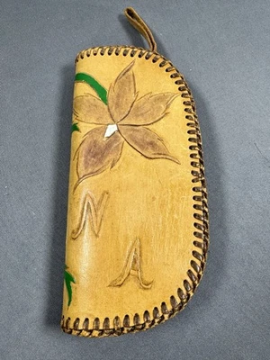 Monedero vintage de cuero con cremallera de 50+ años Foto 1 de 4