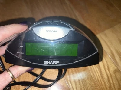 Sharp Alarm Clock SPC-019 Plug In  Snooze Button Digital Battery Green Light - Image 1 of 3