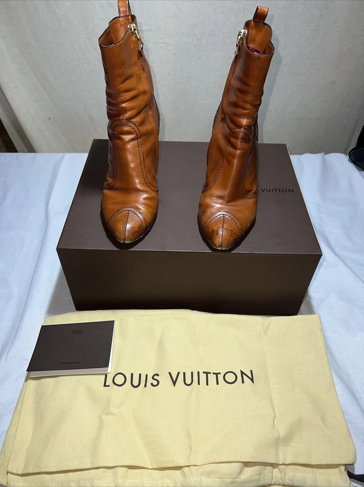 Authentic Louis Vuitton Brown women’s Booties Size 37 (7 Usa) - Image 1 of 4