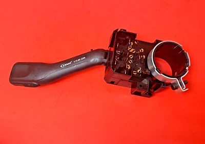 Interruptor de faro y señal de giro VEMO V15-80-3208 para Volkswagen Beetle Golf Foto 1 de 4