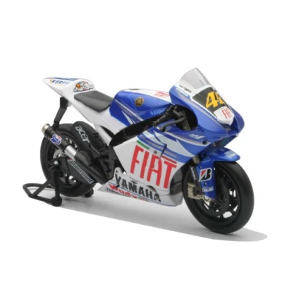 New-Ray Toys 1:12 Scale Yamaha YZR-M1 2009 (Rossi) 57213 Foto 1 de 4