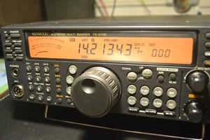 Kenwood TS-570s HF radioaficionado transceptor - Imagen 1 de 14