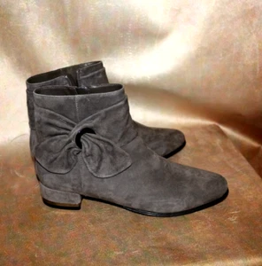 VANELI GRAY SUEDE WOMEN'S ANKLE BOOTS SIZE 8 ~ PREOWNED BUT NOT WORN - Picture 1 of 8