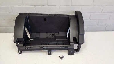 2009-2013 Infiniti FX50 Dashboard glove box inner support bracket bezel OEM 122K - Imagem 1 de 4
