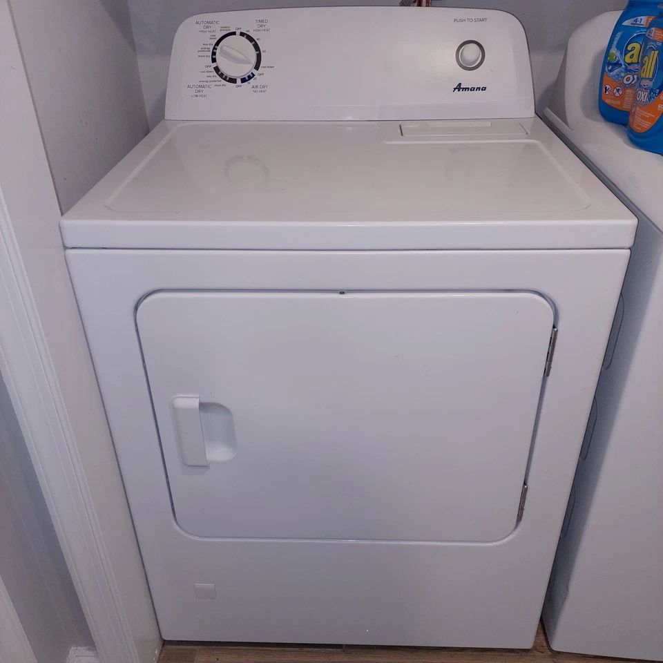 Secadora de gas Amana con kit de conversión de propano carga frontal blanca NGD4655EW1 Foto 1 de 4