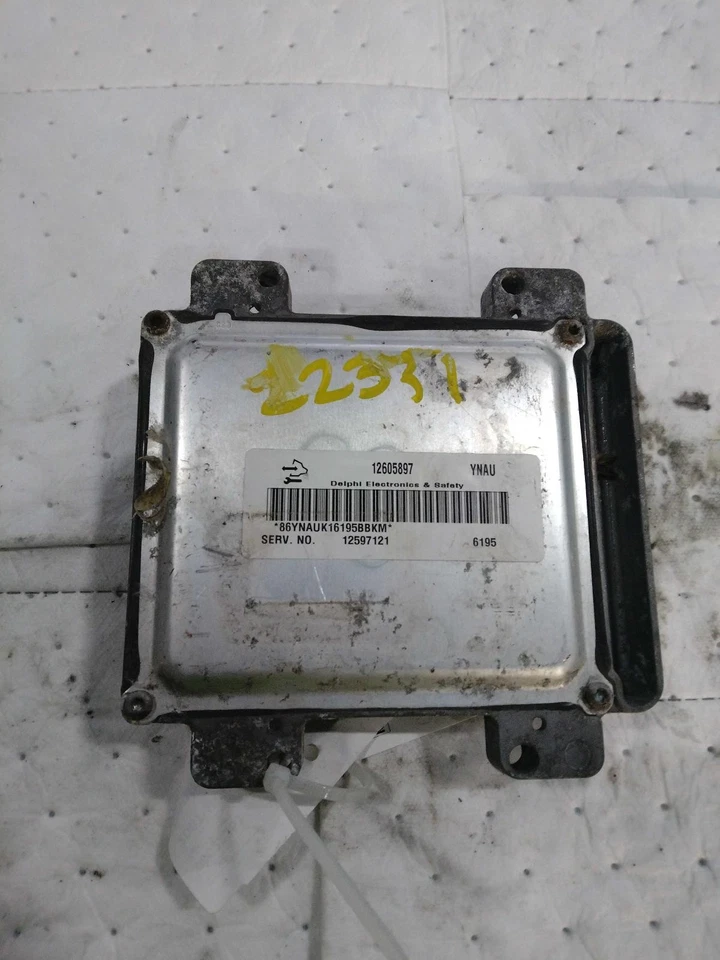 Used Engine Control Module (ECM) fits: 2007 Chevrolet Suburban 1500 Electronic C Foto 1 de 4