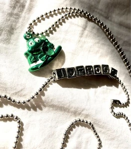 2pcs Frog Love Lucky Necklace Silver Clover Heart Charms Hat Fun Boho Green Cute - Picture 1 of 8