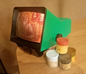 Rare Vintage Soviet USSR Filmstrip Film Scope Dia Projector TV DEFI - Picture 1 of 24
