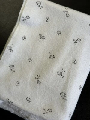 Manta Receptora Bebé Carter's 100% Algodón Línea Blanco y Negro Arte Oveja 36x27 Foto 1 de 4