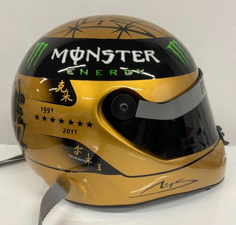 SCHUMACHER 2011 GOLDEN HELMET 20TH YEARS(SCALE 1/1) BRAND NEW FULL SIZE REPLICA Cover