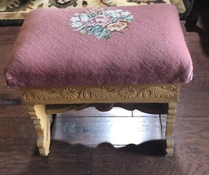 Antique Walnut Victorian Eastlake Slipper Bench Sewing Stool Footstool Opens - Picture 1 of 12