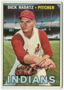1967 Topps #174 Dick Radatz Cleveland Indians - Picture 1 of 2