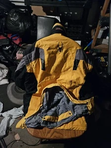 Vintage Spyder Yellow snowboard skiing Hooded Jacket Winter Coat  - Picture 1 of 6
