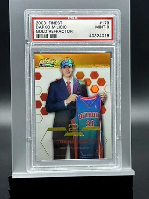 2003-04 Finest #179 Darko Milicic Gold Refractor #17/25 radiocontrol novato PSA 9 como nuevo Foto 1 de 2
