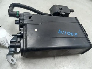 Lexus RC200T 2016 2,0 L tracción trasera en bote de vapor de combustible  - Imagen 1 de 12