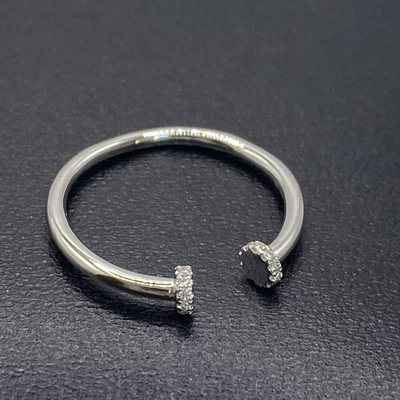 18K White Gold Ring 0.056cts Natural Diamond Solid White Gold UK Hallmarked - Image 1 of 4