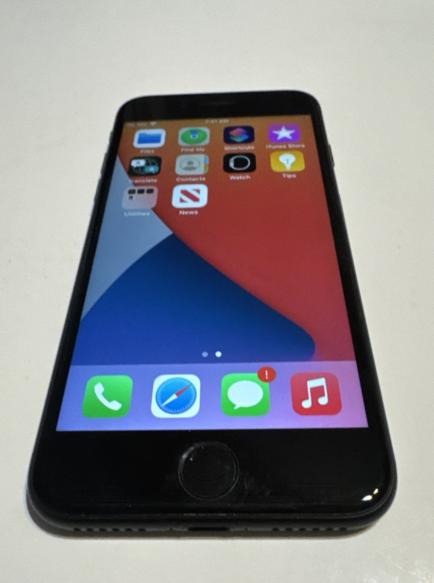 Apple iPhone 7 シルバー 本体 128GB Apple iPhone 7 シルバー 本体128GB