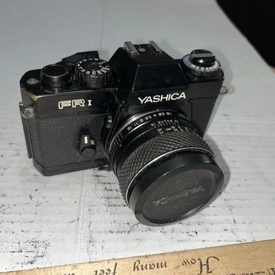 Yashica FR-1 SLR 35mm Film Camera DSB 50mm 1:1.9 Lens Vintage Parts Or Restore - Image 1 of 4
