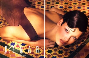 Kenar Steven Meisel Linda Evangelista 1993 bolsos de moda anuncio de revista de 3 páginas - Imagen 1 de 2