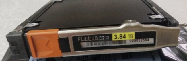 compatible EMC UNITY 005052584 005052379 D3F-2SFXL2-3840 3.84TB SSD Disk Drive - Image 1 of 1