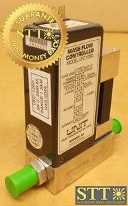 CONTROLADOR DE FLUJO MÁSICO UNIDAD UFC-1000 MODELO UFC-1000 RANGO 1 SLM GAS SiH4 - Imagen 1 de 3