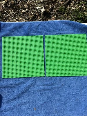 2 Lego Baseplate Bright Green 10”x10”, 32x32 - Image 1 of 4