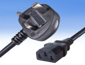 UK 3 Pin Netzstecker IEC C13, Monitorkabel, PC Stromleitung, Wasserkocherstil Blei - Bild 1 von 2