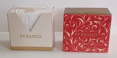 3 pañuelos vintage de algodón en caja. Embalaje y etiquetas originales. Inglaterra Foto 1 de 4